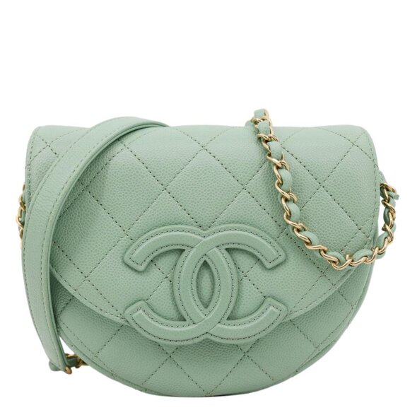Chanel  Timeless Curved Flap Quilted Leather Chain Shoulder Bag Green - Picture 1 of 14